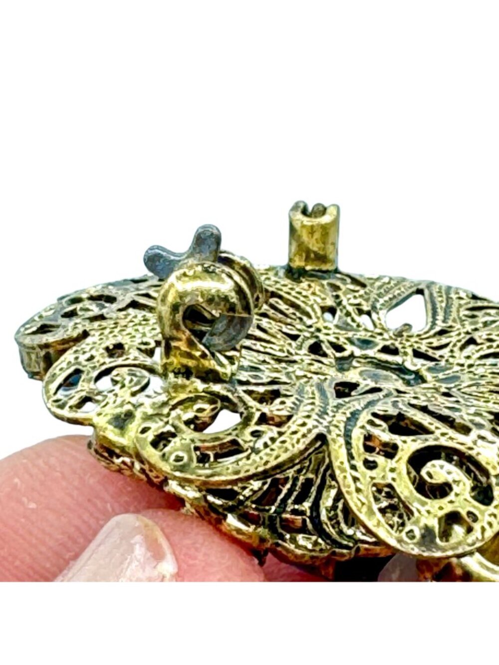 Vintage Filigree Floral Brooch w/ Prong Set Blue Glass Gold Tone Stacked 1.5" - Picture 3 of 8